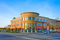 Four Points by Sheraton Milwaukee North Shore Hotels in Glendale