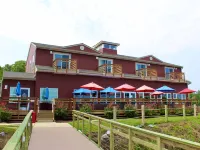 Surry Seafood Company Hotels in Surry