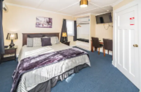 安東尼洛奇汽車旅館及功能中心