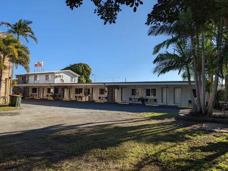 Sail Inn Motel Отели в г. Ейппун