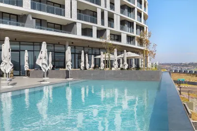 Ellipse Waterfall 3802 Hotels near Dros Midrand