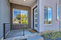 6 Mi to Dtwn Denver: Townhome w/ Patio! Hotel a Commerce City