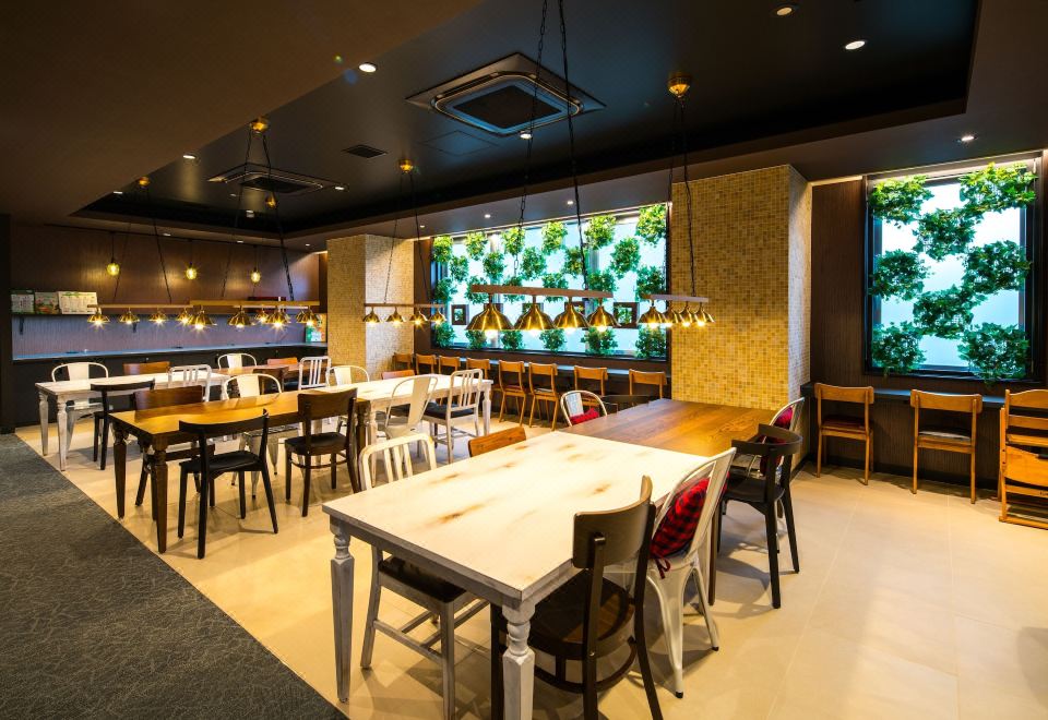 슈퍼 호텔 아오모리의 리셉션 및 로비 모습