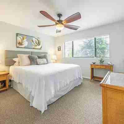 Beautiful Maui Condo Steps from the Beach in Kihei! Rooms