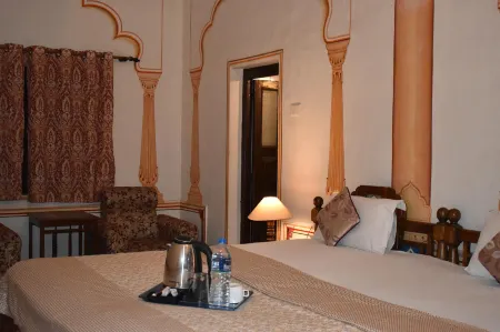 Hotel Nawal Sagar Palace - Bundi Отели рядом с достопримечательностью «Taragarh Fort»