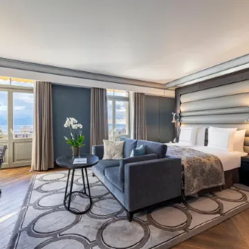 Royal Savoy Hotel and Spa