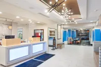 Holiday Inn Express & Suites Stroudsburg-Poconos