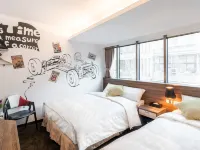 RF富裕自由旅店 - 林森館 鄰近臺北市開南高級中等學校的酒店