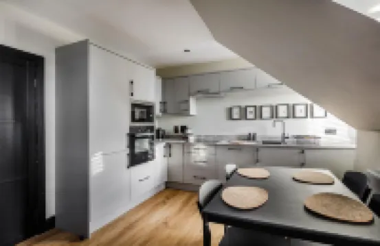Broomhill Loft
