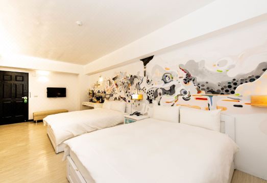 5. 미도 호텔 타이..