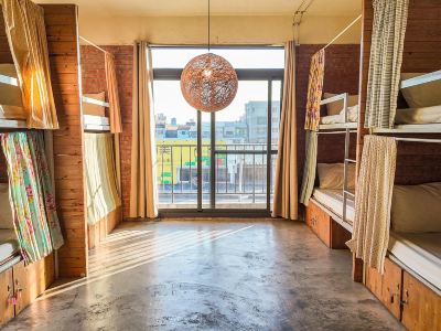 Lane62 Hostel
