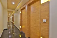Hotel Royal Square by Sky Stays