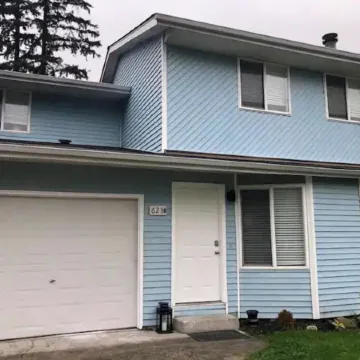 Luxury Brand New Remodeled 3 Bedroom Duplex!