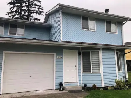 Luxury Brand New Remodeled 3 Bedroom Duplex! Отели в г. Эверетт