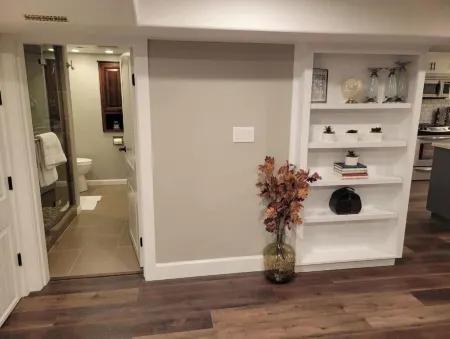 Entire Guest Unit - Cool Canby Crib-Full Basement