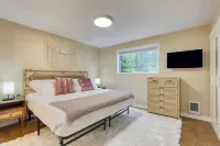 Polnell Point Lookout by Avantstay Water Views, Hot Tub, Large Patio