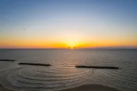 Netanya Beach & Pool Elegant Stay