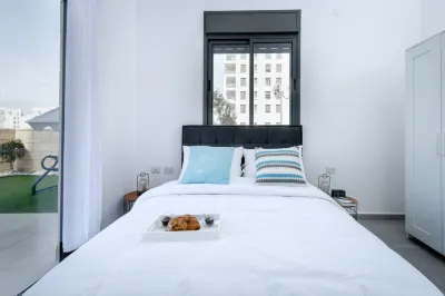 Stylish Coastal Oasis Hotels near מועדון גמלאים ונוער