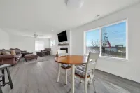 Algonac's Riverview Retreat