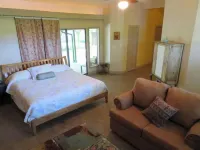 Honey's Suite at The Sage Guesthouse formerly the 19th Hole