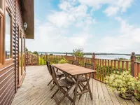 Loch Side Lodge 5 Hotels in Kinross