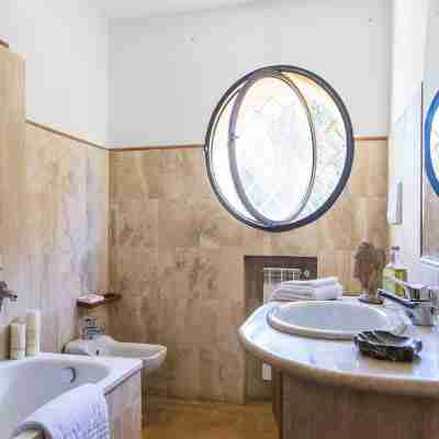 Castello del Duca - Cavaliere Suite Deluxe Rooms