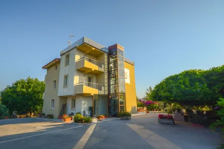 Il Gallo Con Gli Stivali Отели рядом с достопримечательностью «Spiaggia libera Termoli»