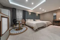 Yangju Latte Drive-in Hotel