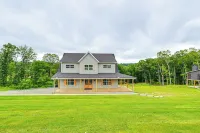 14 Mi to Mammoth Cave NP: Spacious Family Home - 3-Star