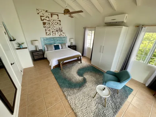 Clearview Villas (UPPER): Casual, Bright, Affordable, Perfect for Families Hotels in Island Harbour