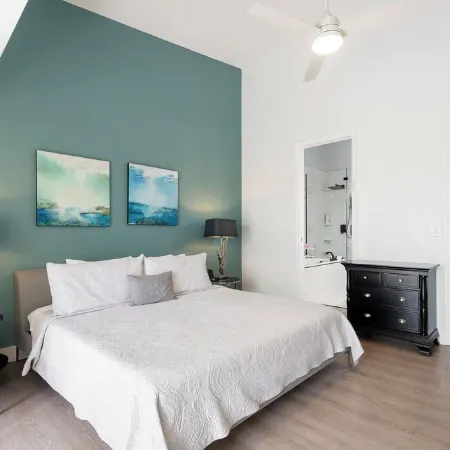 Resort-Style Living at Mariner's Club – Steps from Pools, Marina, & Ocean Views!