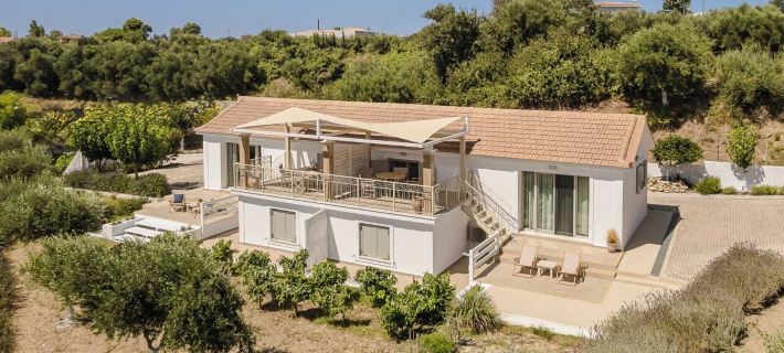 Apollonides Seafront Villa1 Aoede Hotels in Argostolion