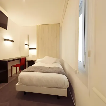 Hotel Lois