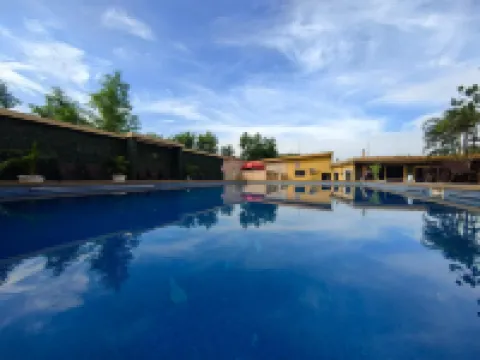 โรงแรมไอวี อโวโลโว โรงแรมในOjodu