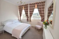 Riverside Apartment offering stunning views over River Tay - ห้องครัว