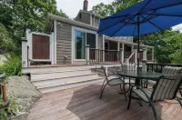 Walk to Good Harbor and Long Beach -Vacation Home Hotels in Gloucester