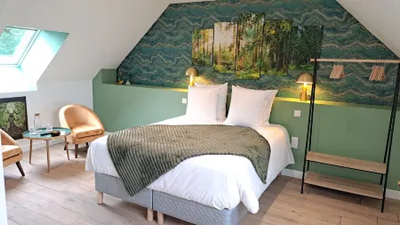 Le Foyer Celtique Отели в г. Плоэрмель