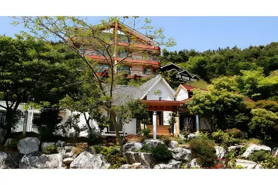Taean Songdo Ocean Resort Hotels near Mallip'o-haesuyokchang