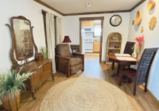Cozy 1-bedroom apartment with AC, WiFi in enjoyable Harrison