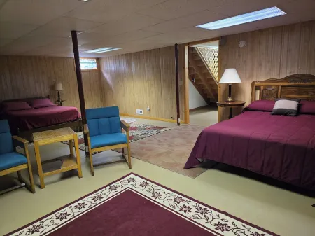 "Ol Man Wavin Haven" home that has road access to UTV, ATV and snowmobile trails