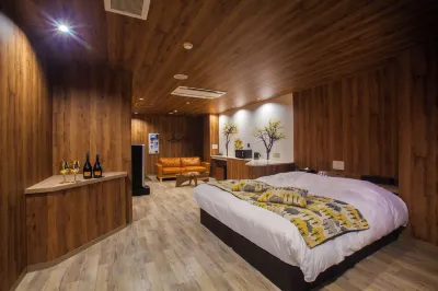 HOTEL elLle - Adults Only Hotel a 