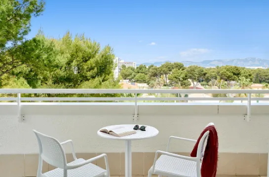 Iberostar Waves Cristina Cerca del hotel Photos