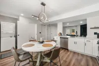 Modern Home Mins from Truist Park