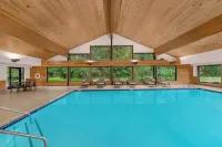 Holiday Inn Express & Suites Hayward