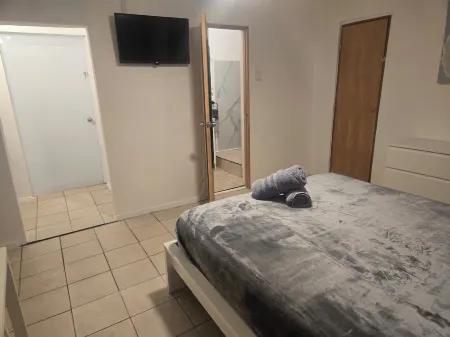 HighTide Guesthouse Apartment #7