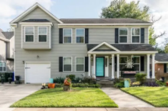 The Dream! Luxury Home By Norfolk Base King Bed