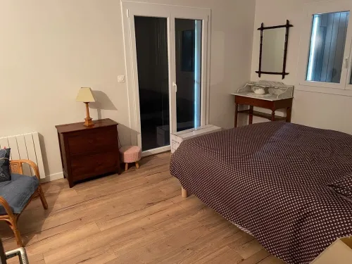 L'Eau Posée - Standing gîte facing the Yonne river