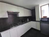 Your ideal space near the MUT | 1BR studio with A/C and city view