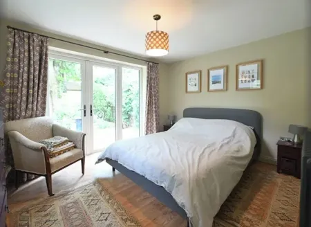 Central Ripon quiet pad. Private off-street parking. Fully equipped snug annex. Отели в г. Рипон