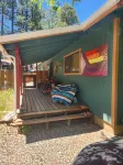 Charming 3-bedroom house with WiFi, dog friendly, hot tub, and AC in Flagstaff